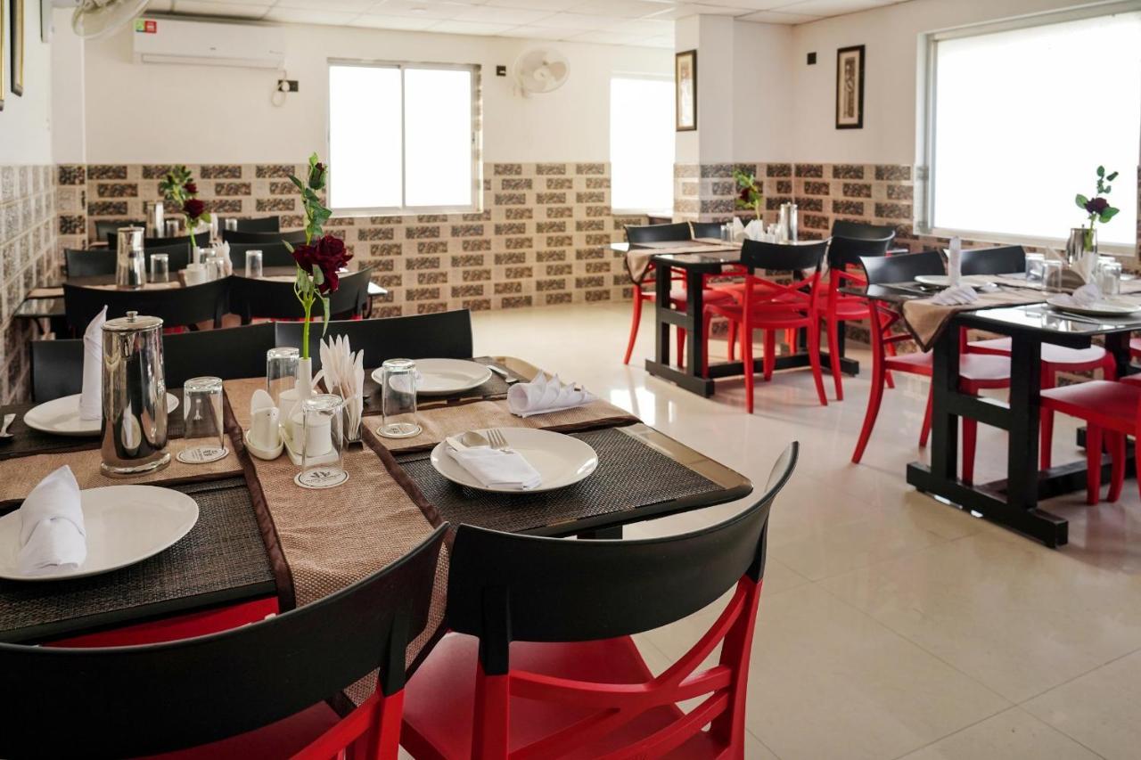Hotel Heritage Koch Bihār Zewnętrze zdjęcie